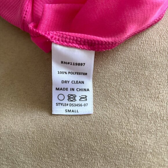 Beautiful Chevron pattern Dress - Picture 4 of 4